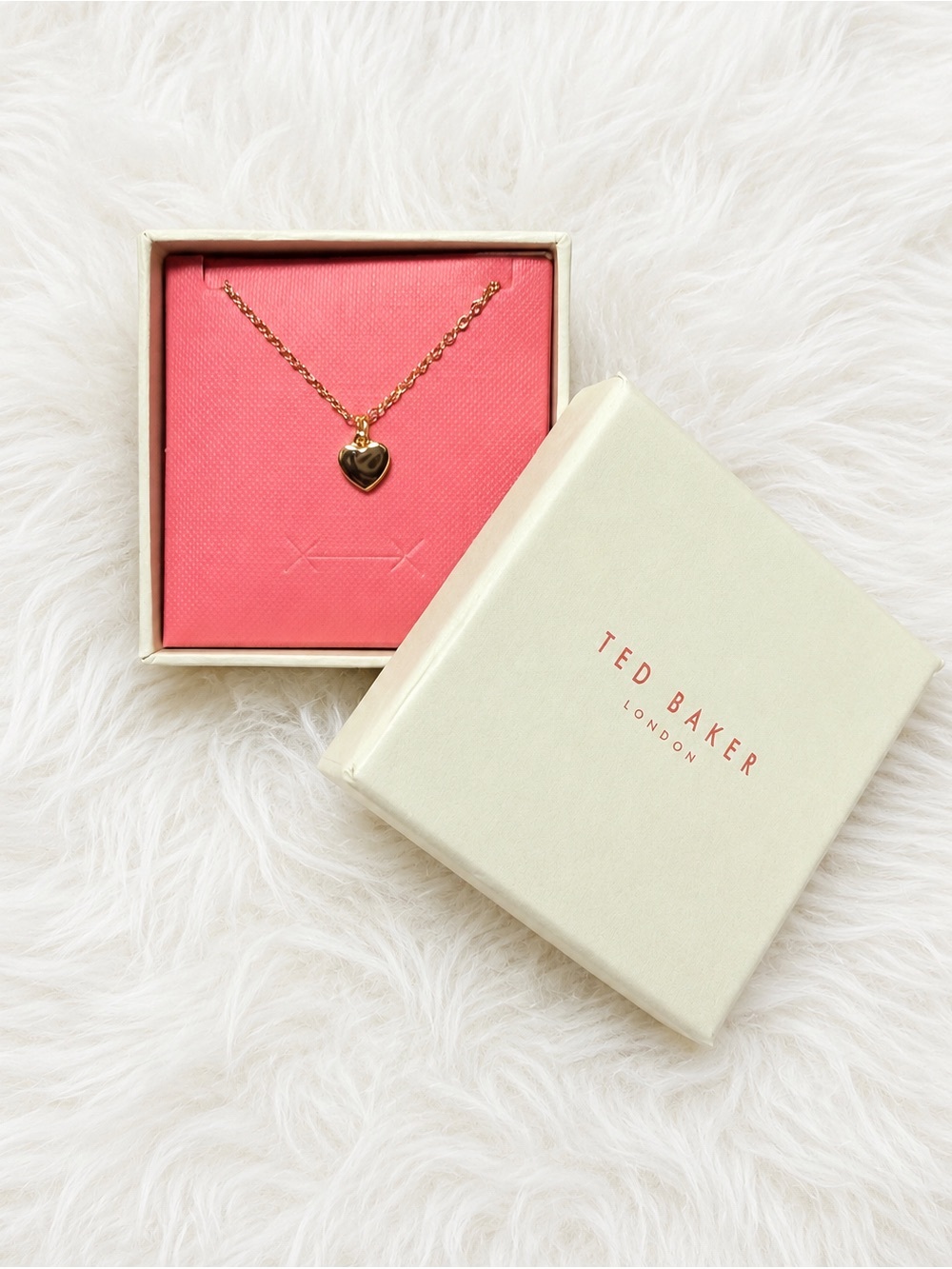 Ted Baker London HARA Tiny Heart Pendant Necklace